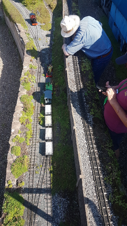 Scenes of loco competitions