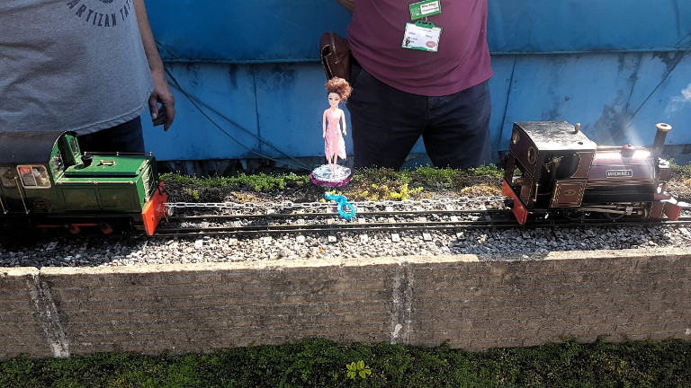 Scenes of loco competitions