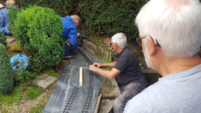 Scenes from relaying the back loop