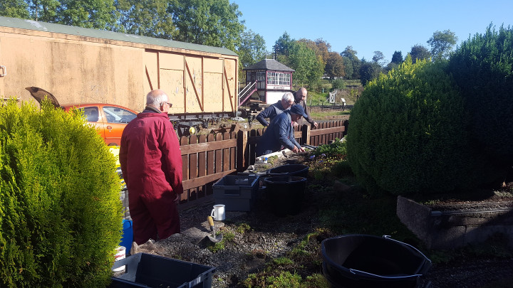 Scenes from relaying the front track