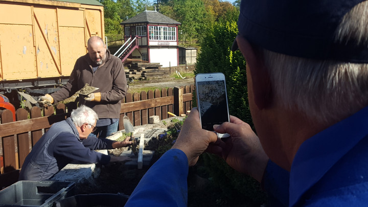 Scenes from relaying the front track