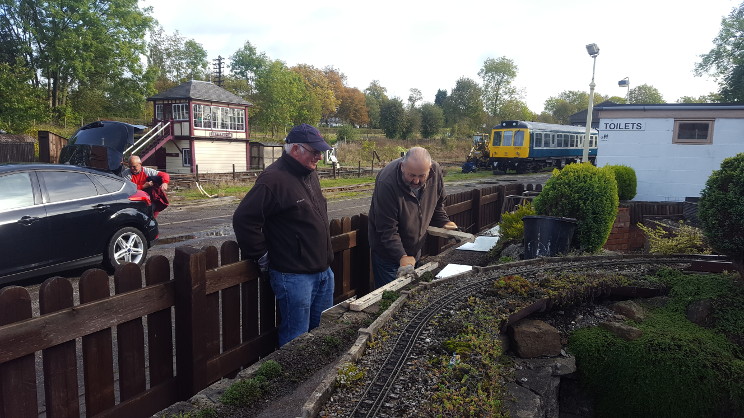 Scenes from relaying the front track