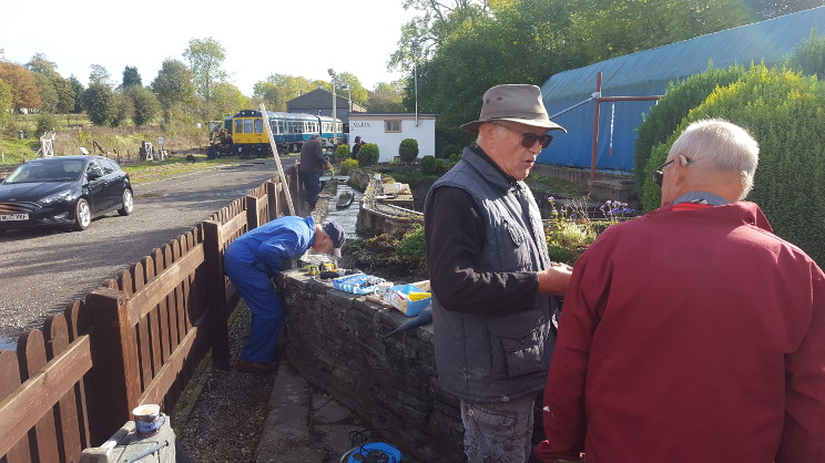 Scenes from relaying the front track
