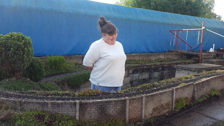 Scenes from relaying the front track
