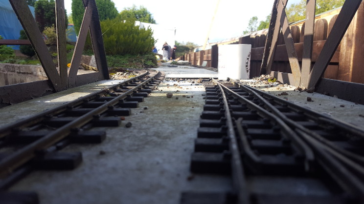 Scenes from relaying the front track