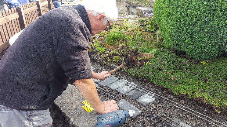 Scenes from relaying the front track