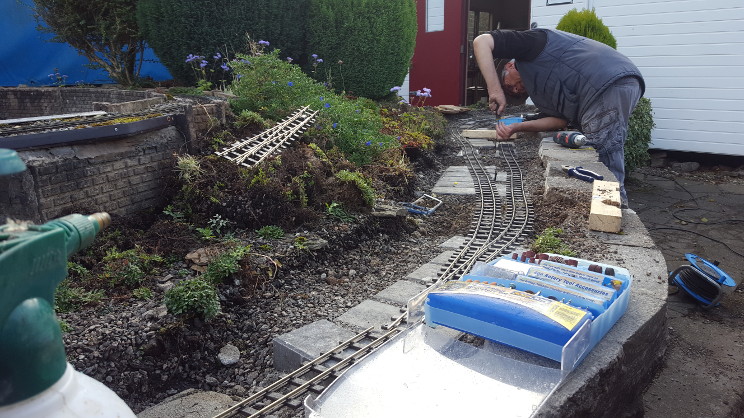 Scenes from relaying the front track