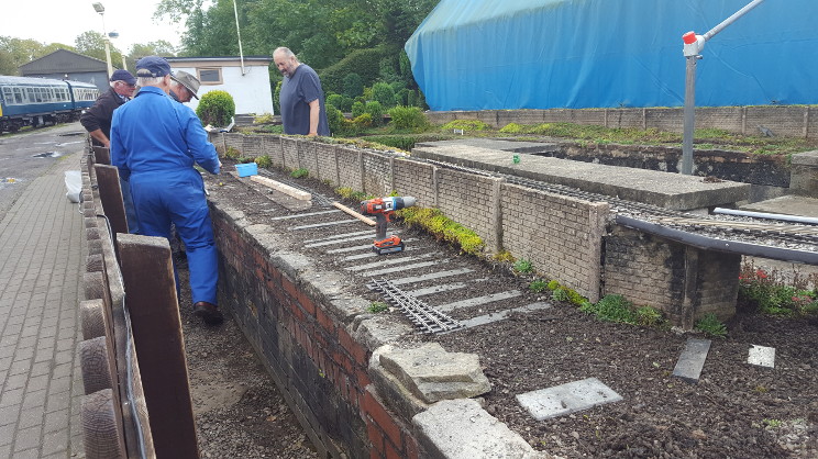 Scenes from relaying the front track