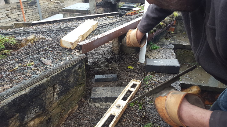 Rear track renewal photo