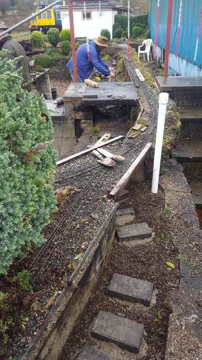 Rear track renewal photo