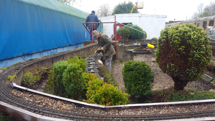 Rear track renewal photo