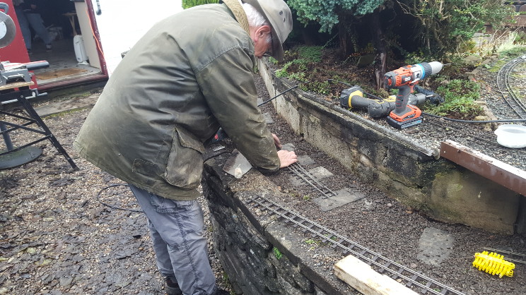 Rear track renewal photo