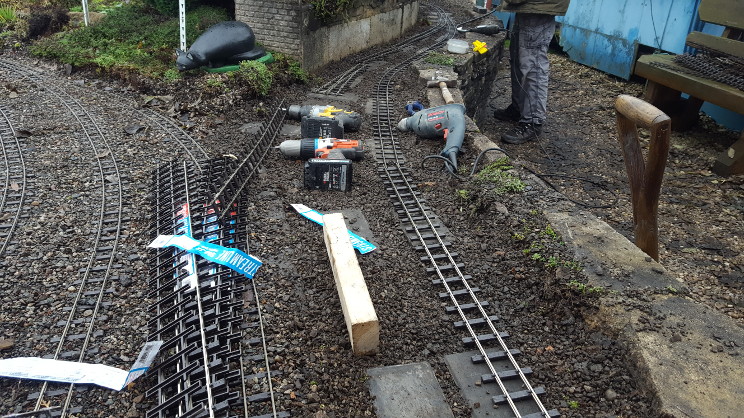 Rear track renewal photo