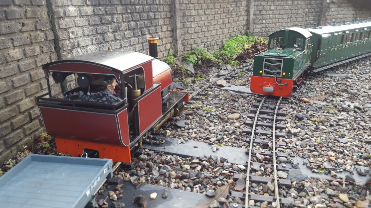 Rear track renewal photo