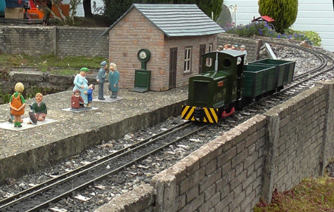 Engines attending the Vintage Weekend