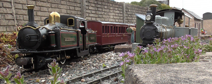 Engines attending the Vintage Weekend